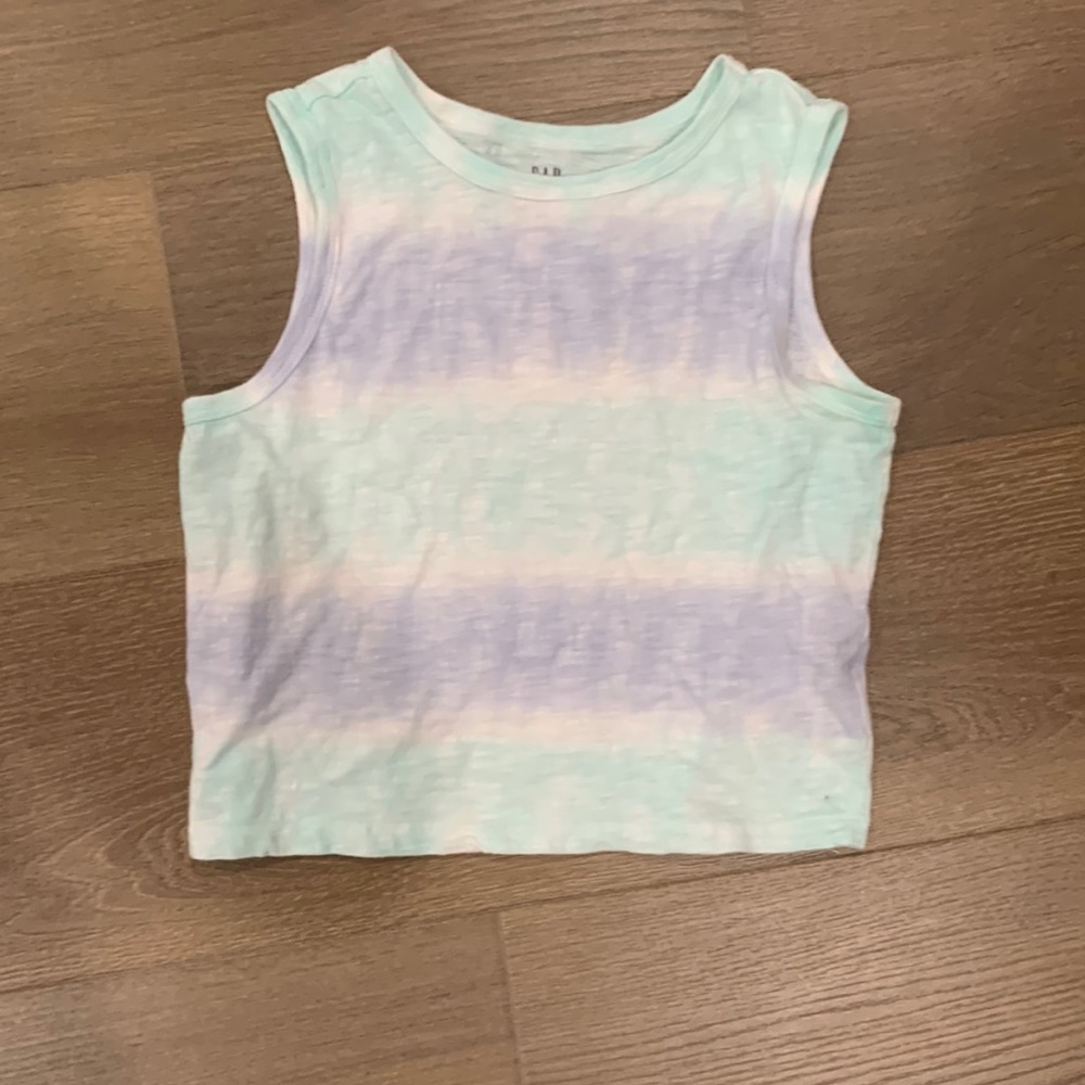 Gap plain top